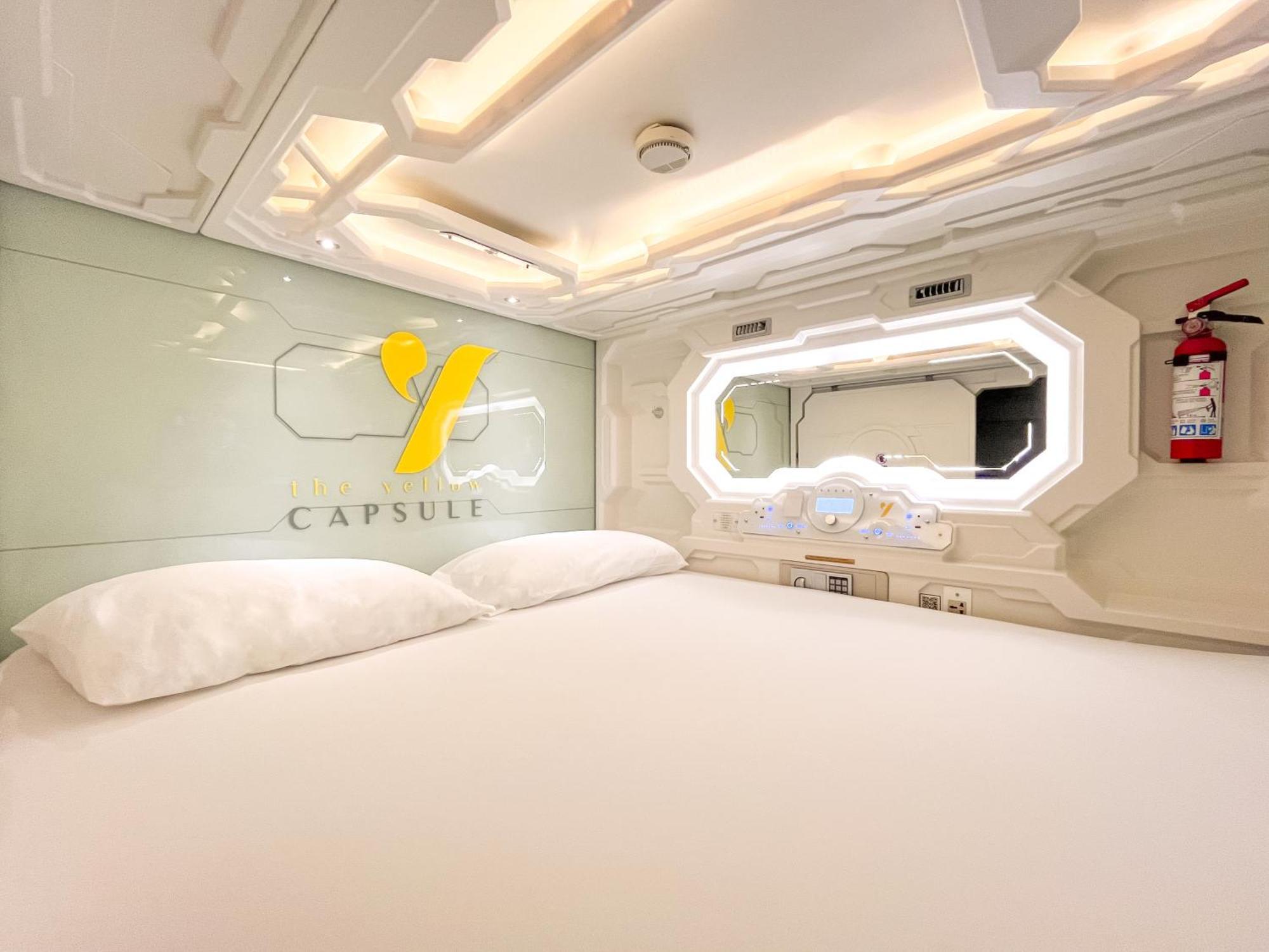 The Yellow Capsule Cancun Close To Airport 外观 照片